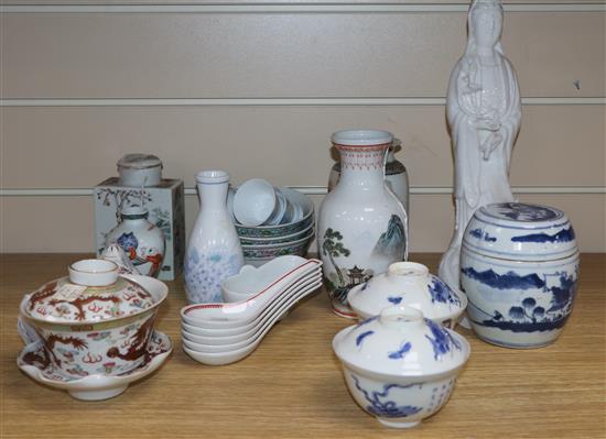 A Chinese blue and white barrel-shaped pot and cover and a quantity of Asian ceramics,